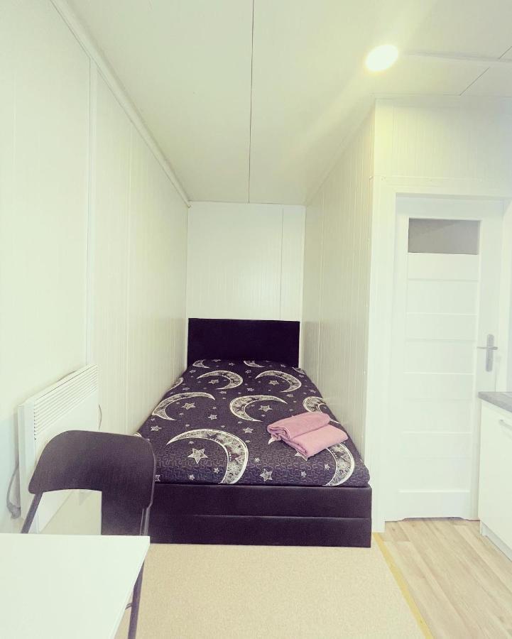 Apartamenty Modul Варшава Экстерьер фото